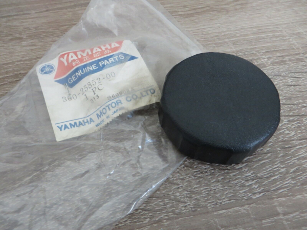 Yamaha Deckel Hauptbremszylinder RD350 XS650 TX500 TX650 FS1 cap reservoir NEU  360-25852-00 360-25852-00 Original Ersatzteil